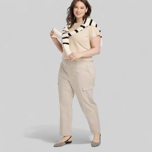 A New Day Women's Tan Tapered High Rise 27” Ankle Chino Cargo Pants Size 12 NWT